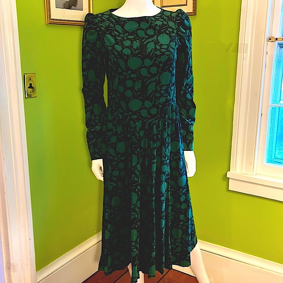 Laura Ashley vintage 80s baby cord puffed sleeve dress - Picture 1 of 9